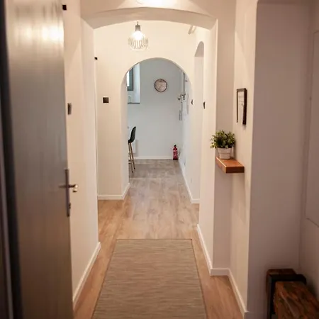 דירה Apartman Amelie סופרון